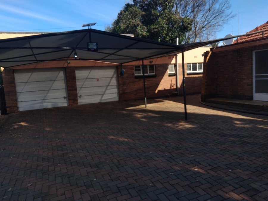 4 Bedroom Property for Sale in Stilfontein Ext 4 North West